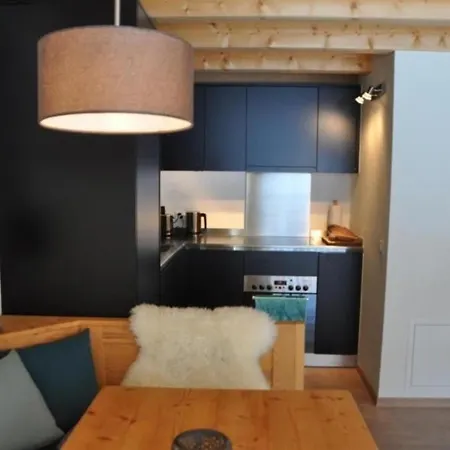 Chesa Romana - Dach-maisonette Apartment Pontresina